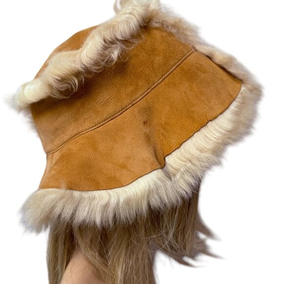 BANANA REPUBLIC Shearling Lambskin Bucket Hat Suede Leather Tan Womens Western